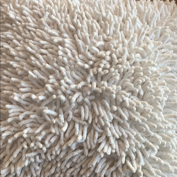 Decorative throw pillow - Picture 3 of 3